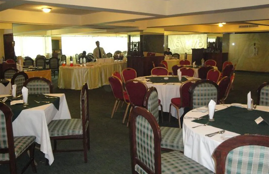 Hotel Crown Inn-1