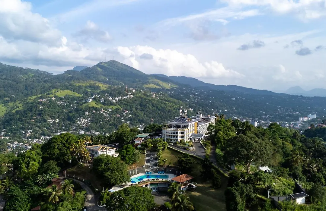 Hotel Topaz-1