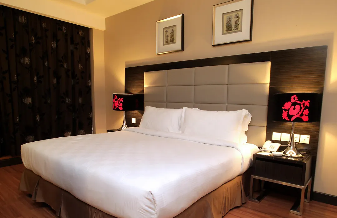 Crown Garden Hotel-1