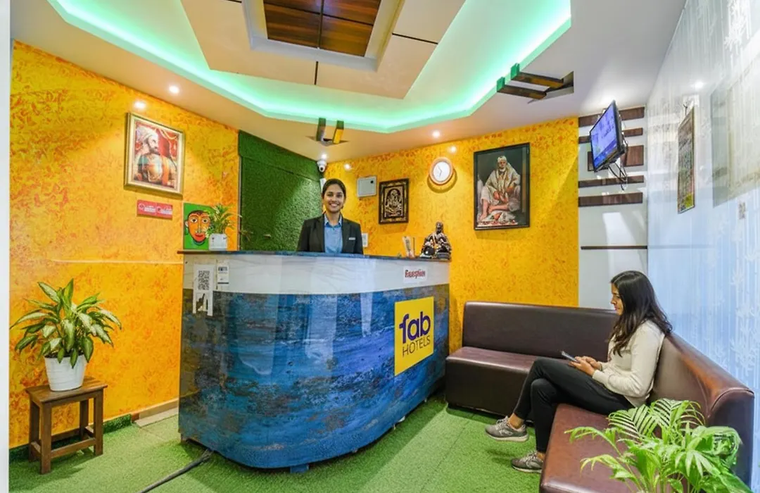 Fabhotel 4 Star Executive-1
