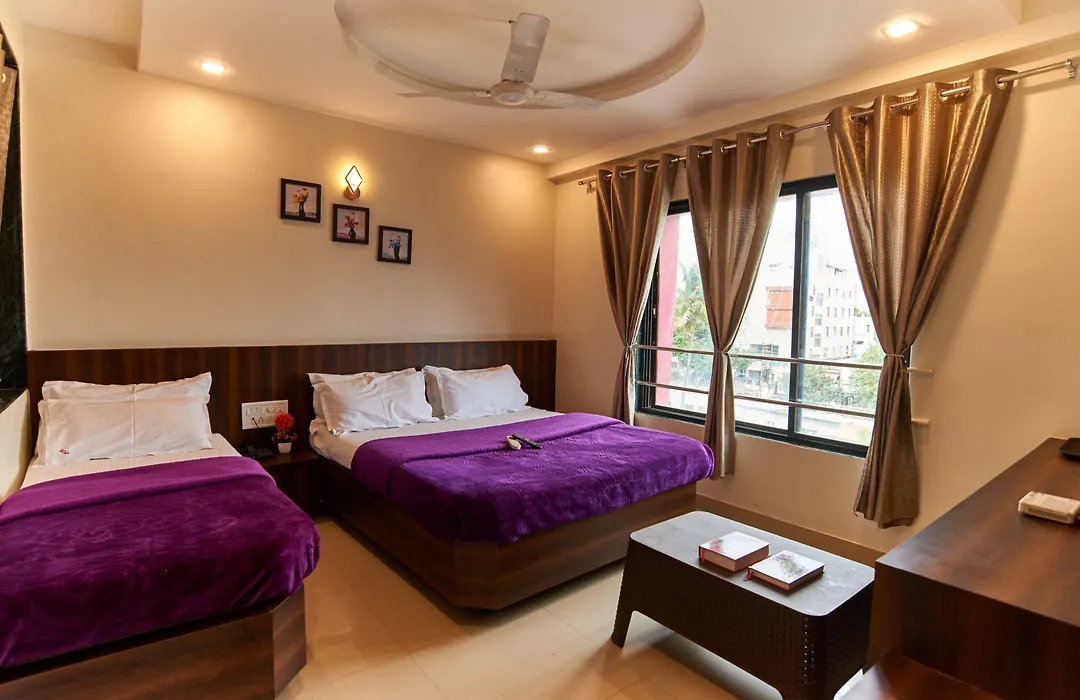 Hotel Disha Palace-1