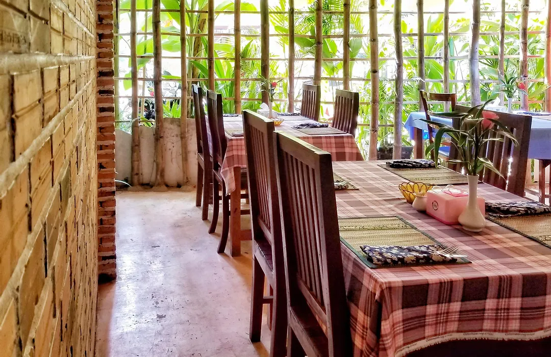 Uncle Sam Villa-1