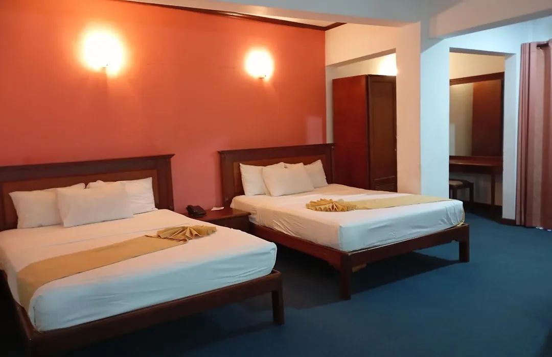 Hotel Sapphire-1