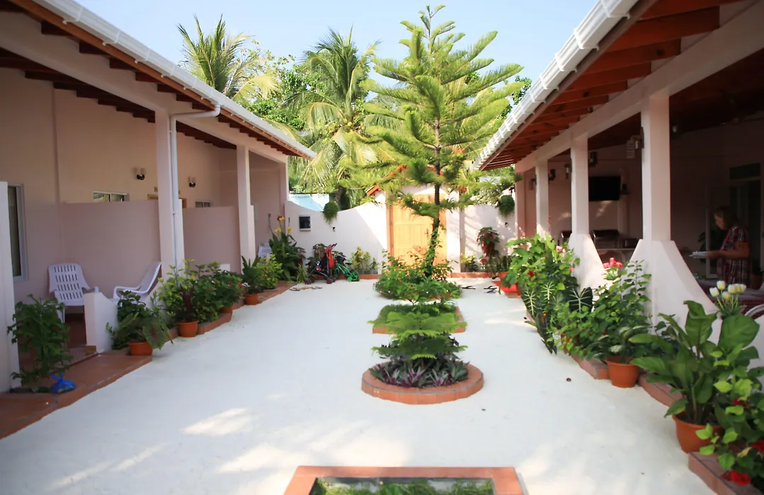Evila Inn - Thoddoo-1