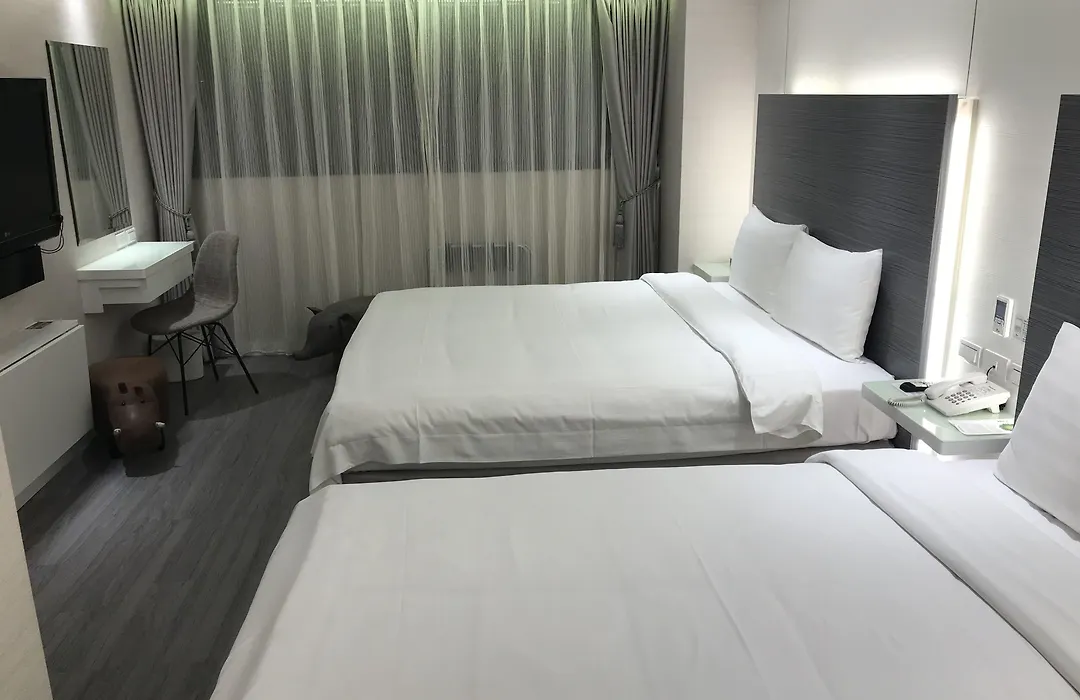 Golden Garden Hotel-1