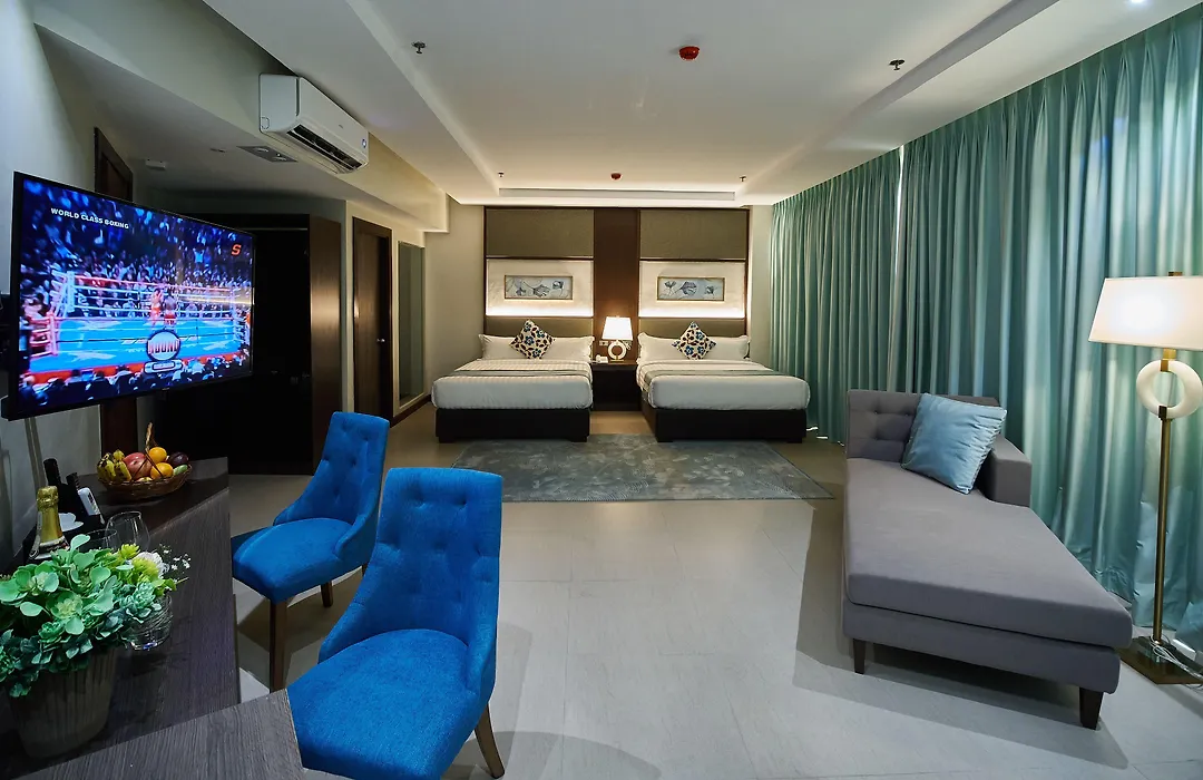 J7 Plaza Hotel-1
