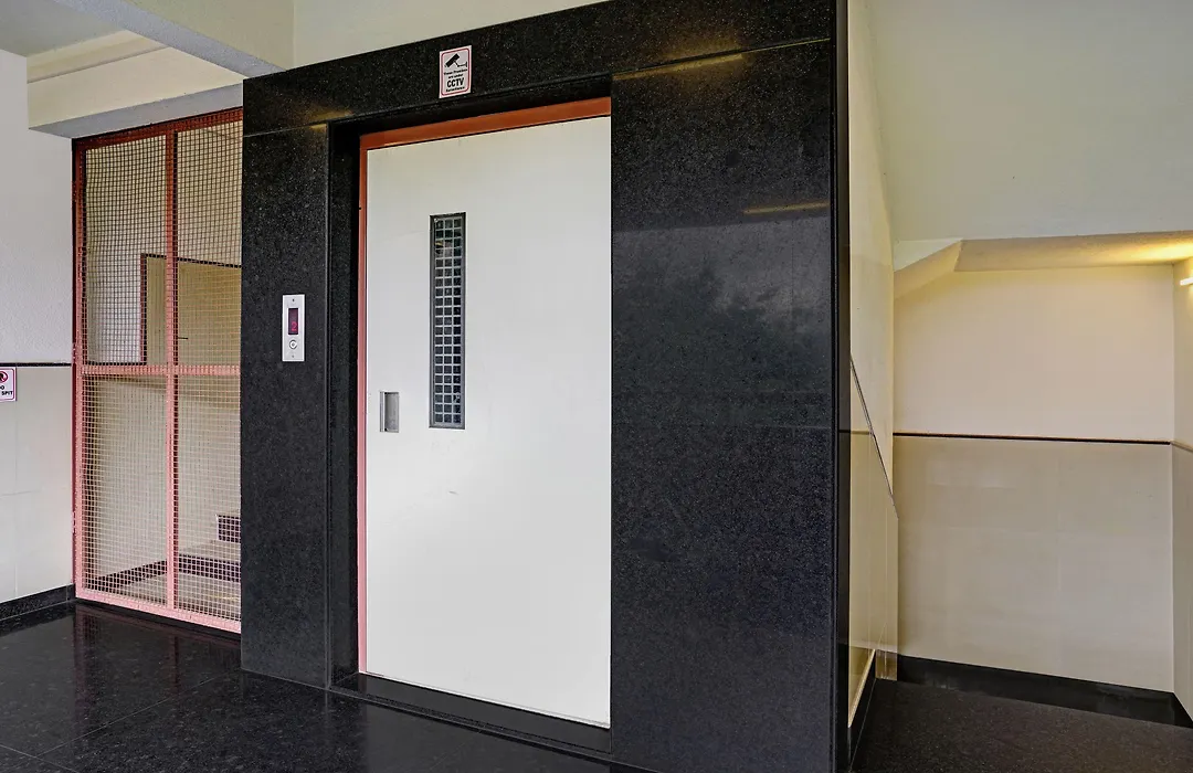 Itsy Hotels Oasis Pride-1