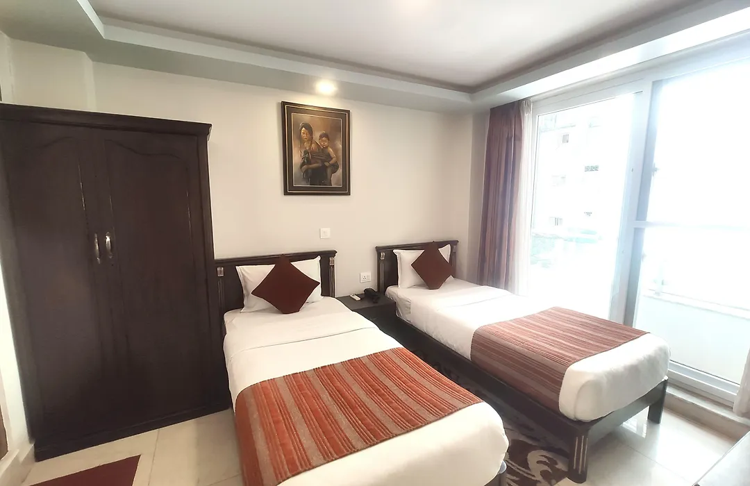 Hotel Pipal Tree-1