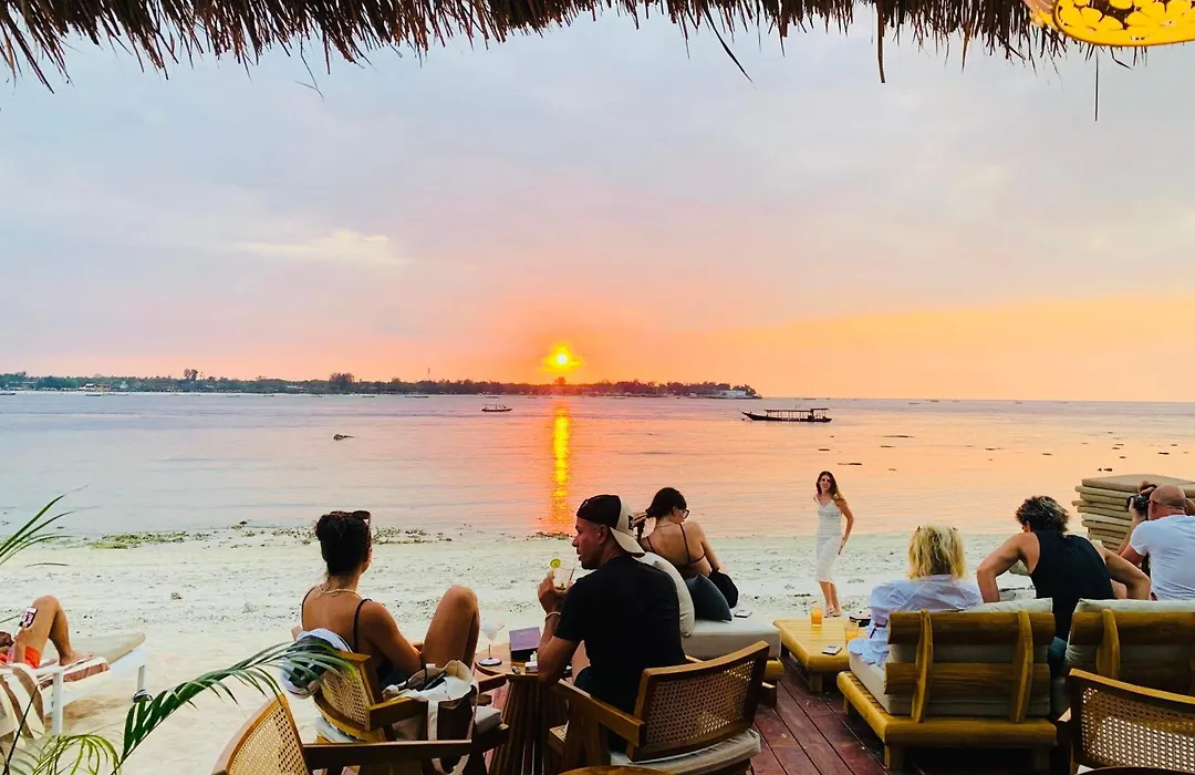 Mahamaya Gili Meno-1