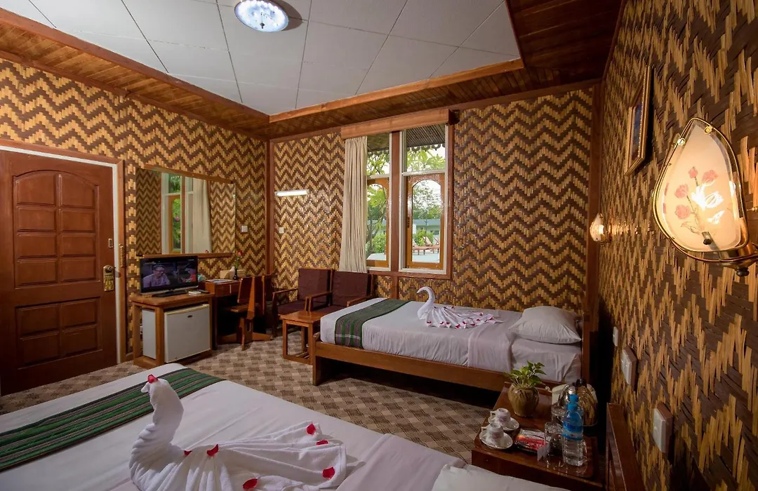 Ruby True Hotel-1
