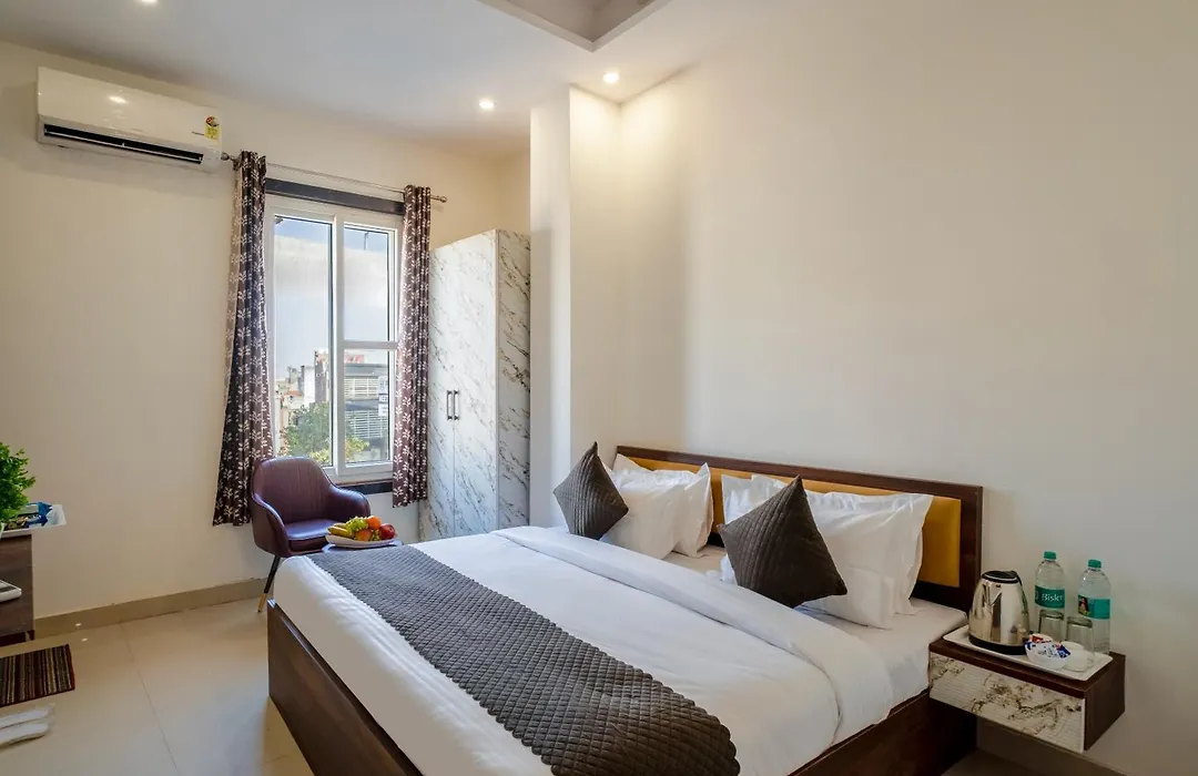 Hotel Delhi 53 Near Isbt Kashmiri Gate-1