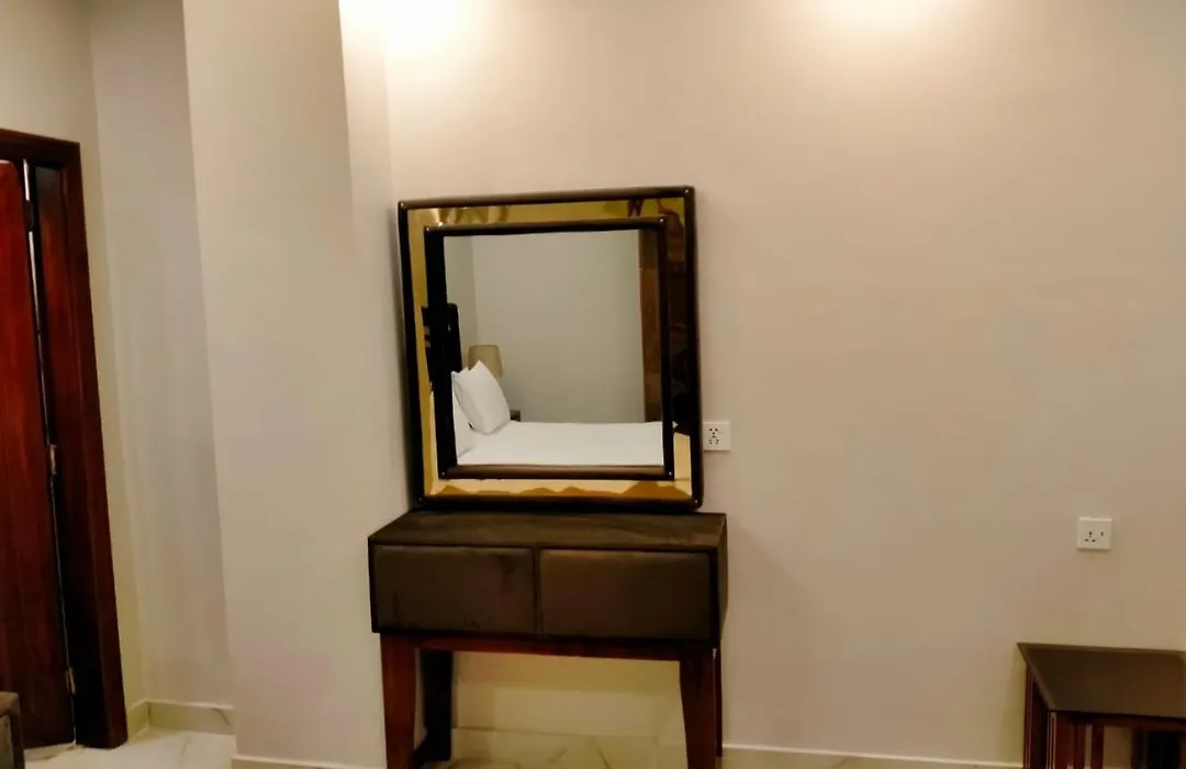 Imperial Suites-1