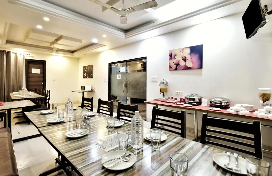 Hotel Aerocity Purple Orchid-1