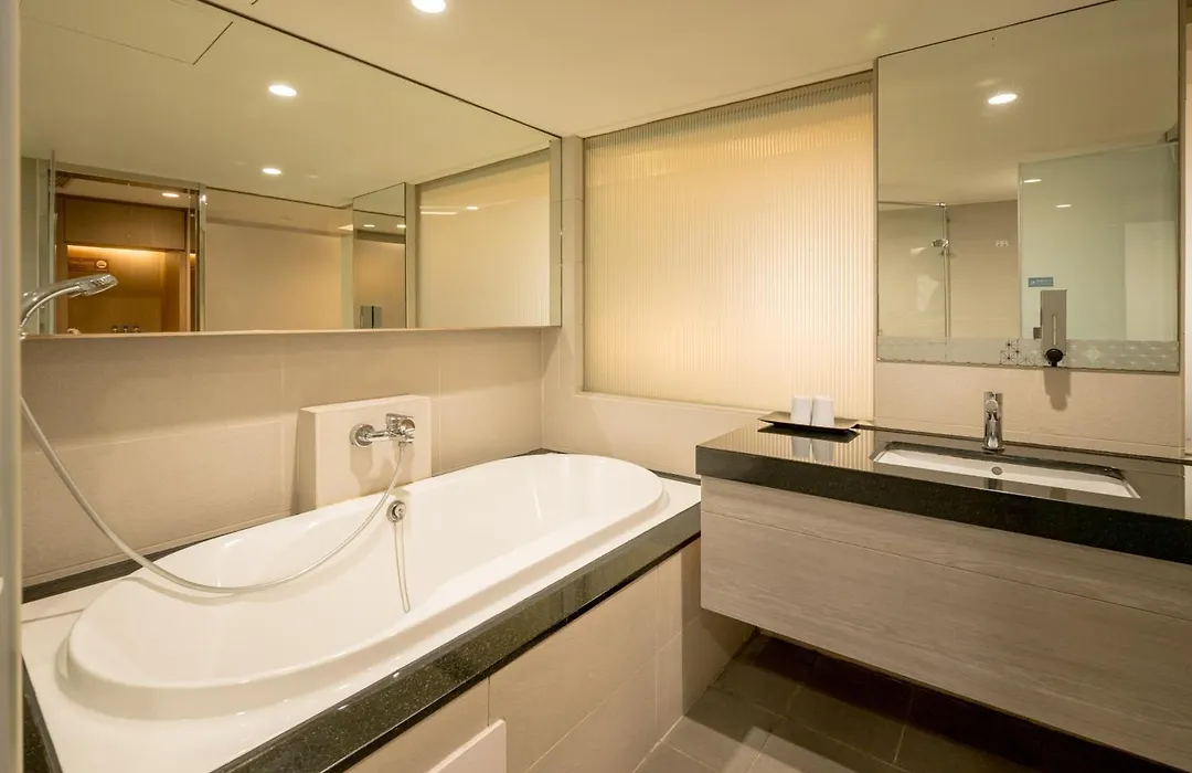Vip Hotel-1