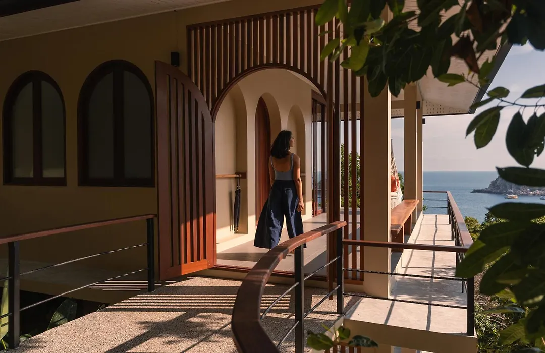 Baan Talay Koh Tao Resort & Yoga-1