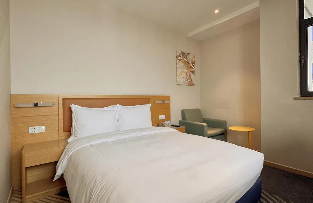 Holiday Inn Express Shanghai Zhenping By Ihg-1