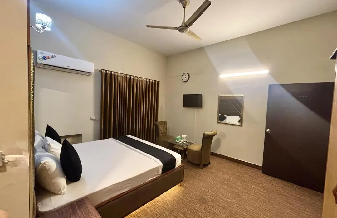 Green Land Hotel Lahore-1