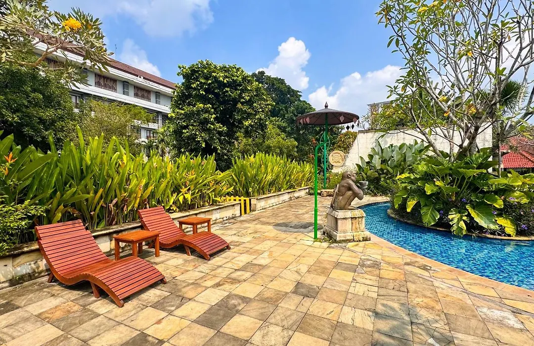 Lorin Syariah Solo Hotel-1