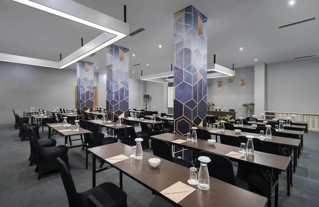 Radja Art And Boutique Hotel Simpang Lima-1