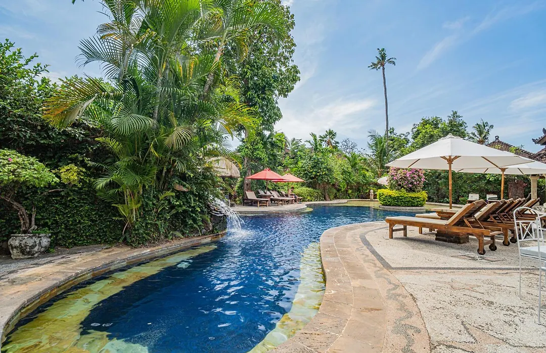 Rambutan Hotel-1
