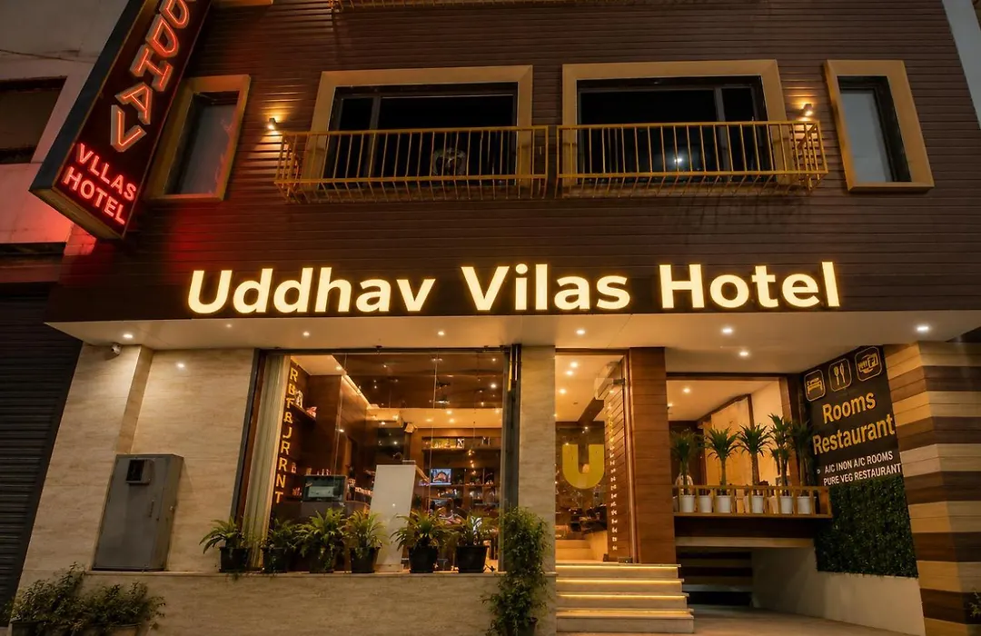 Uddhav Vilas A Family Hotel-1