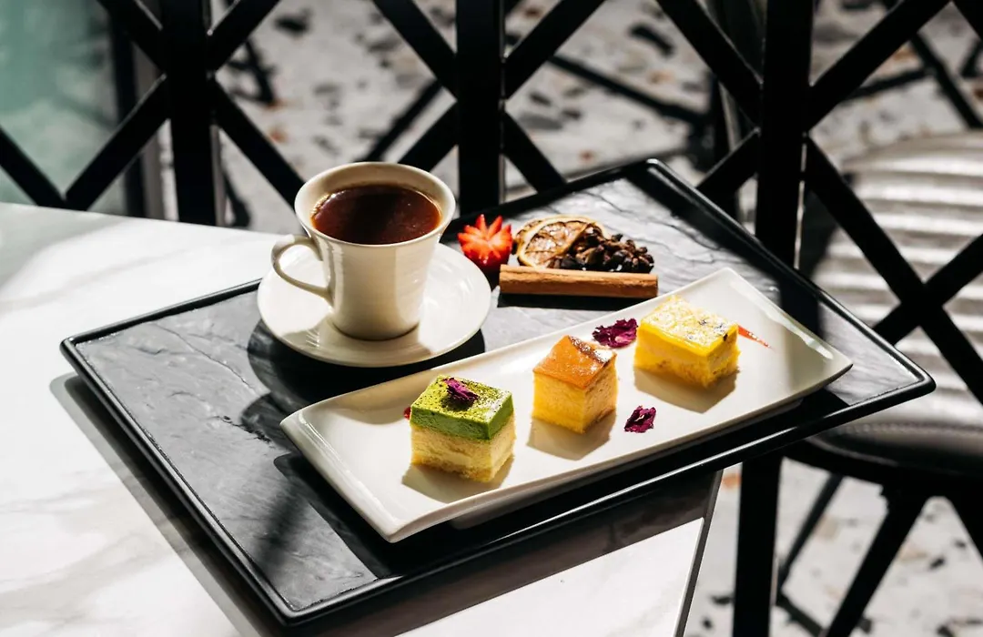 Mercure Singapore Tyrwhitt-1