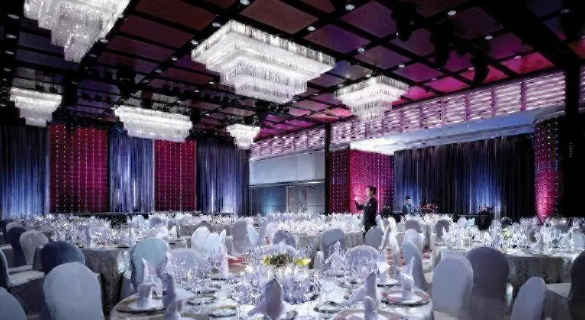 Starworld Hotel-1