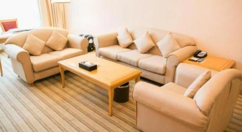 New Pearl River Hotel-1