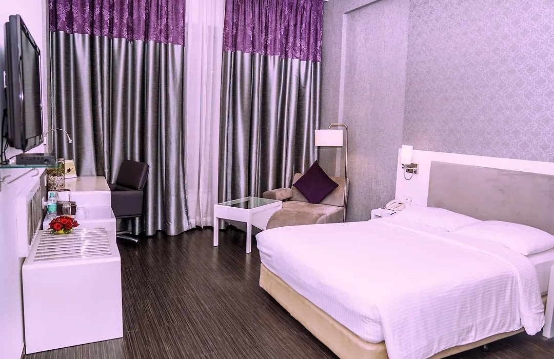 Hotel Kohinoor Elite Near Bkc-1