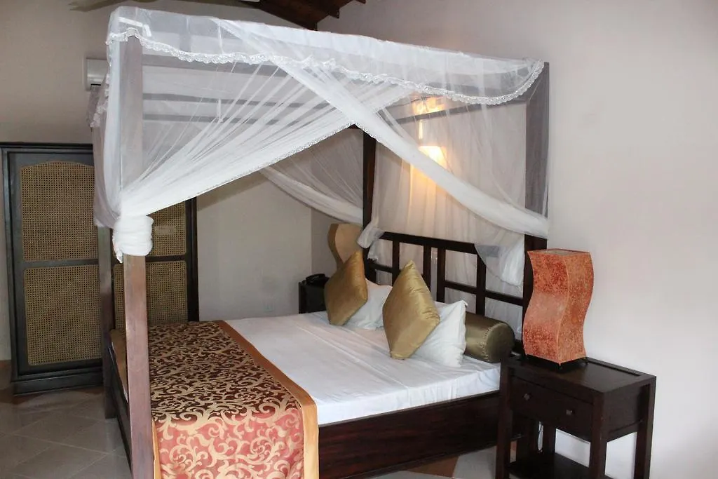 Hotel Bentota Village-1