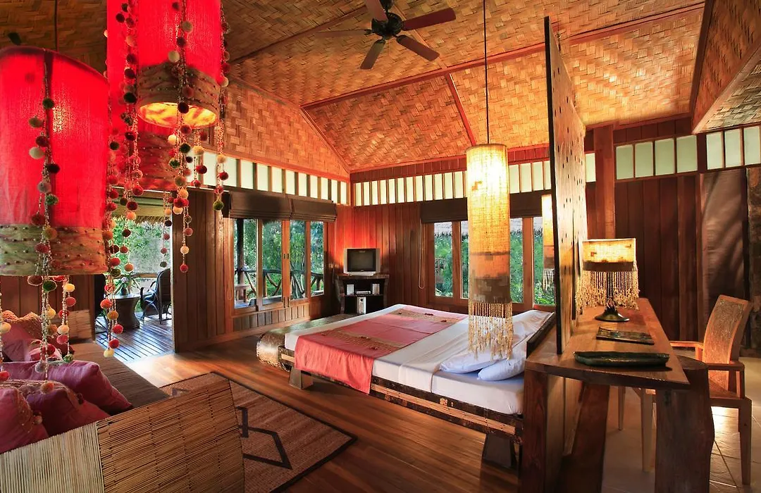 Coral Bay Resort & Spa-1