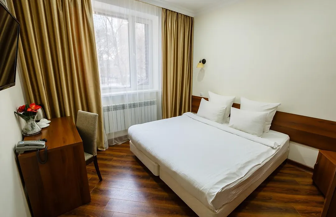 Brown Hotel-1