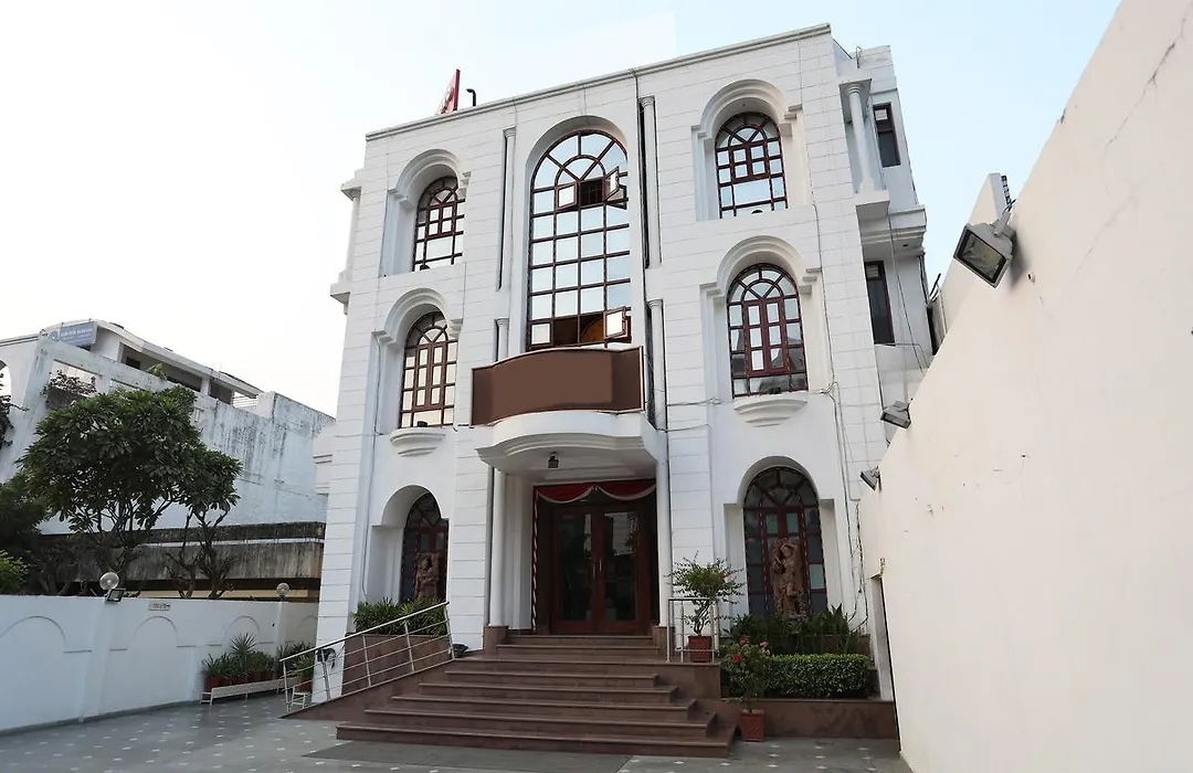 Hotel Bandhan-1