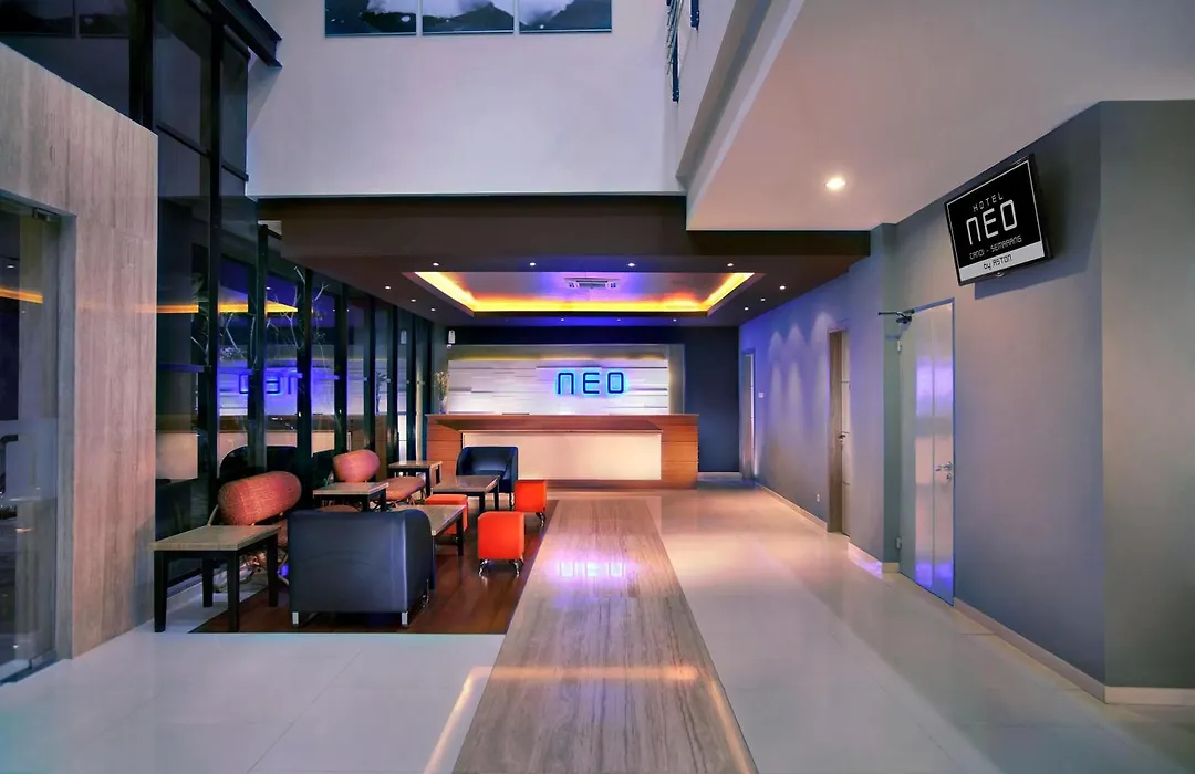 Hotel Neo Candi Simpang Lima - Semarang By Aston-1