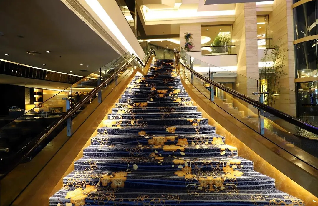 Howard Johnson Pearl Plaza Wuhan-1