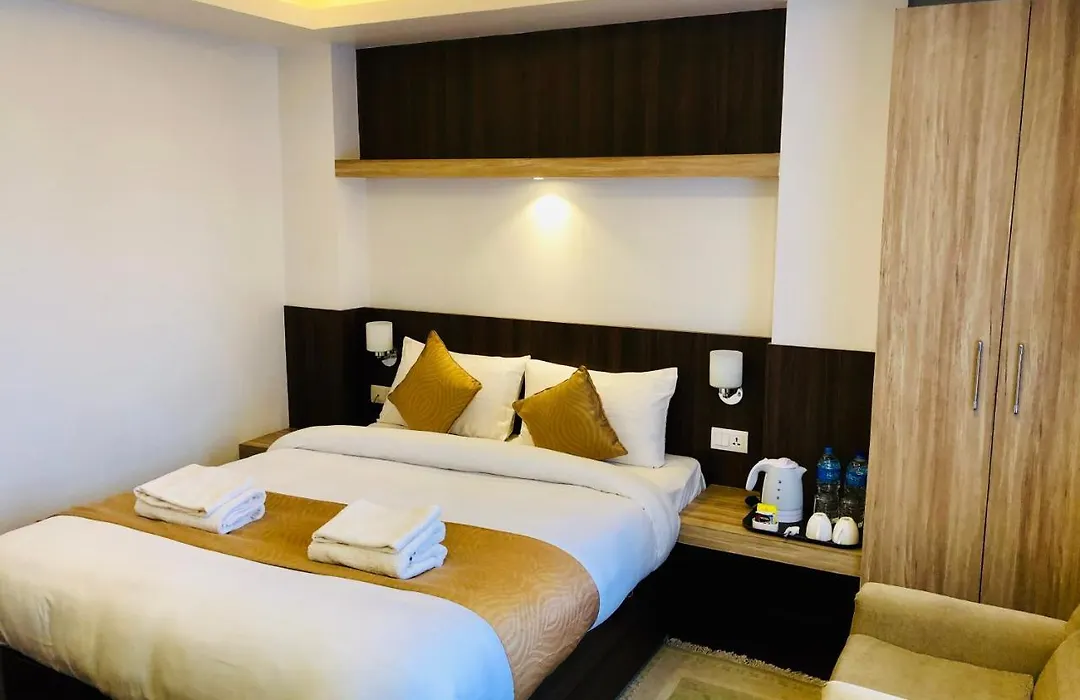 The Milestone Hotel-1