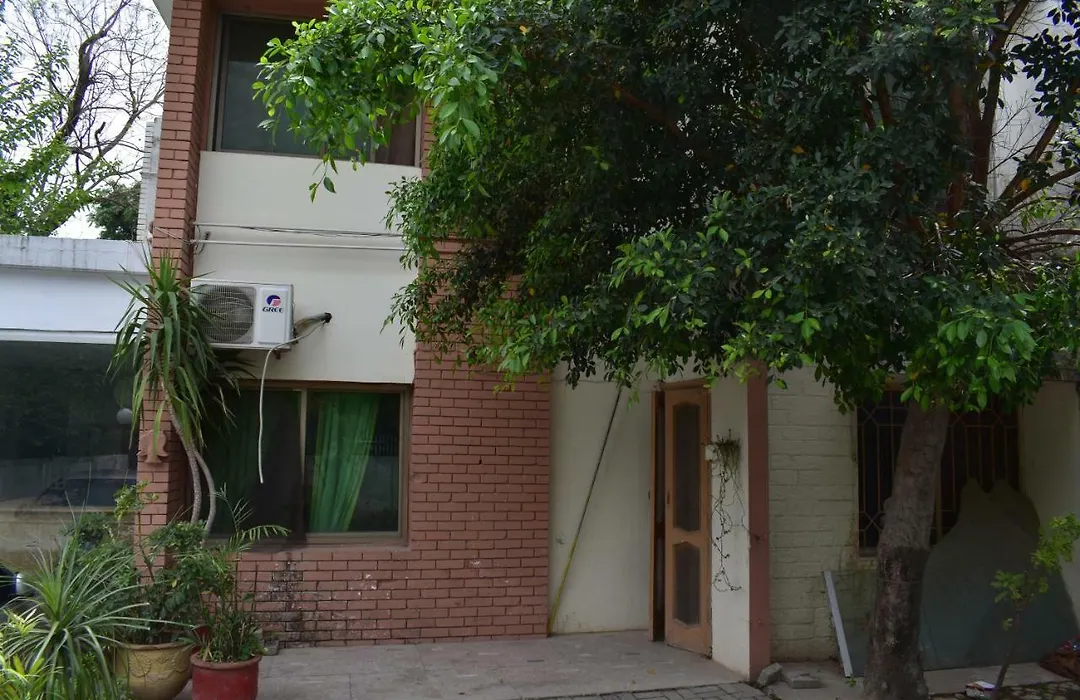 Tulip Guesthouse-1