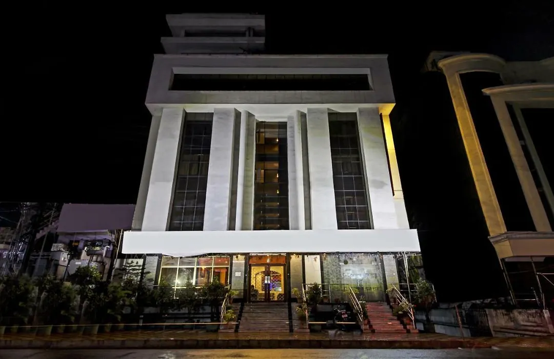 Hotel Saaket Residency-1
