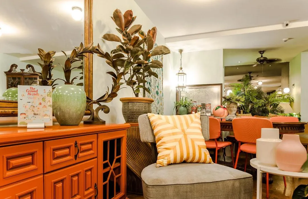Adler Hostel (Adults Only)-1