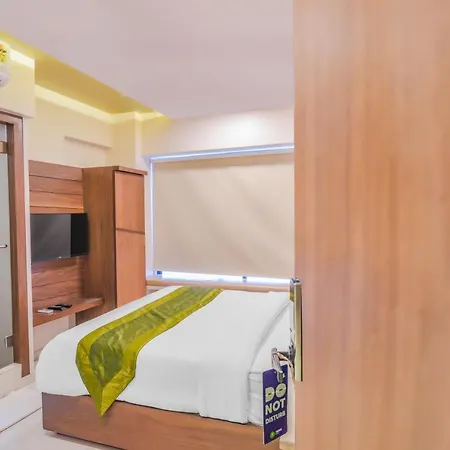 Oxford Hotel Powai-2