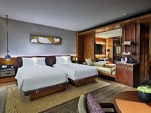 Intercontinental Hotels Shanghai Wonderland By Ihg-2