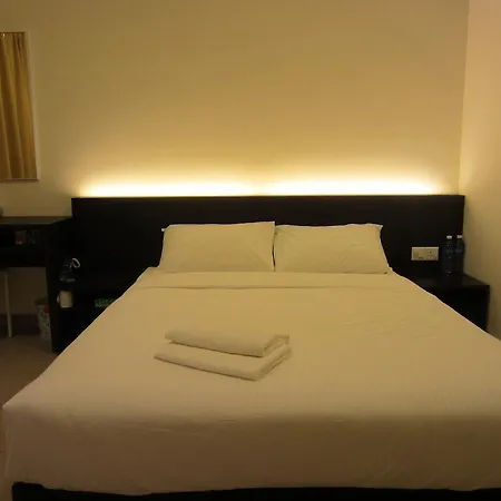 Merlin Hotel-2