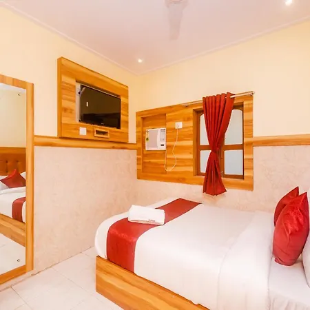 Aman Hotel Near Cst-2