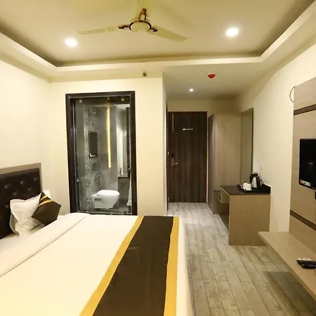Hotel D Silverleaf-3