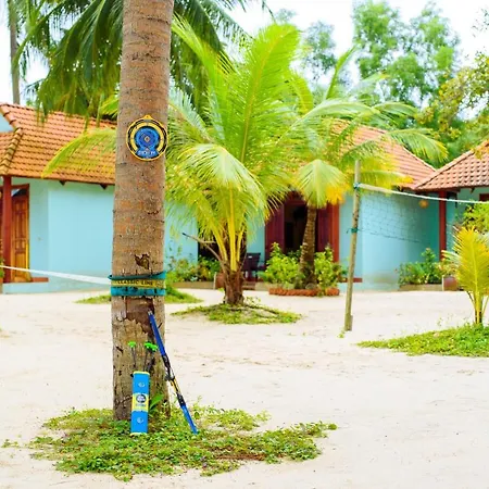 Kiki Coconut Beach Resort-2