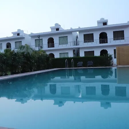 Aravali Hills Resort-2