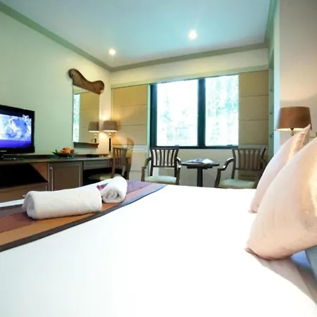 Majestic Suites Hotel-3