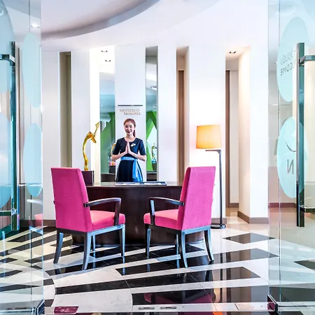 Hilton Garden Inn Bangkok Silom-2
