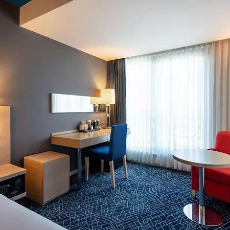 Radisson Hotel Baku-3