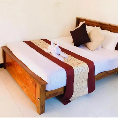 Trinco Relax Hut-3